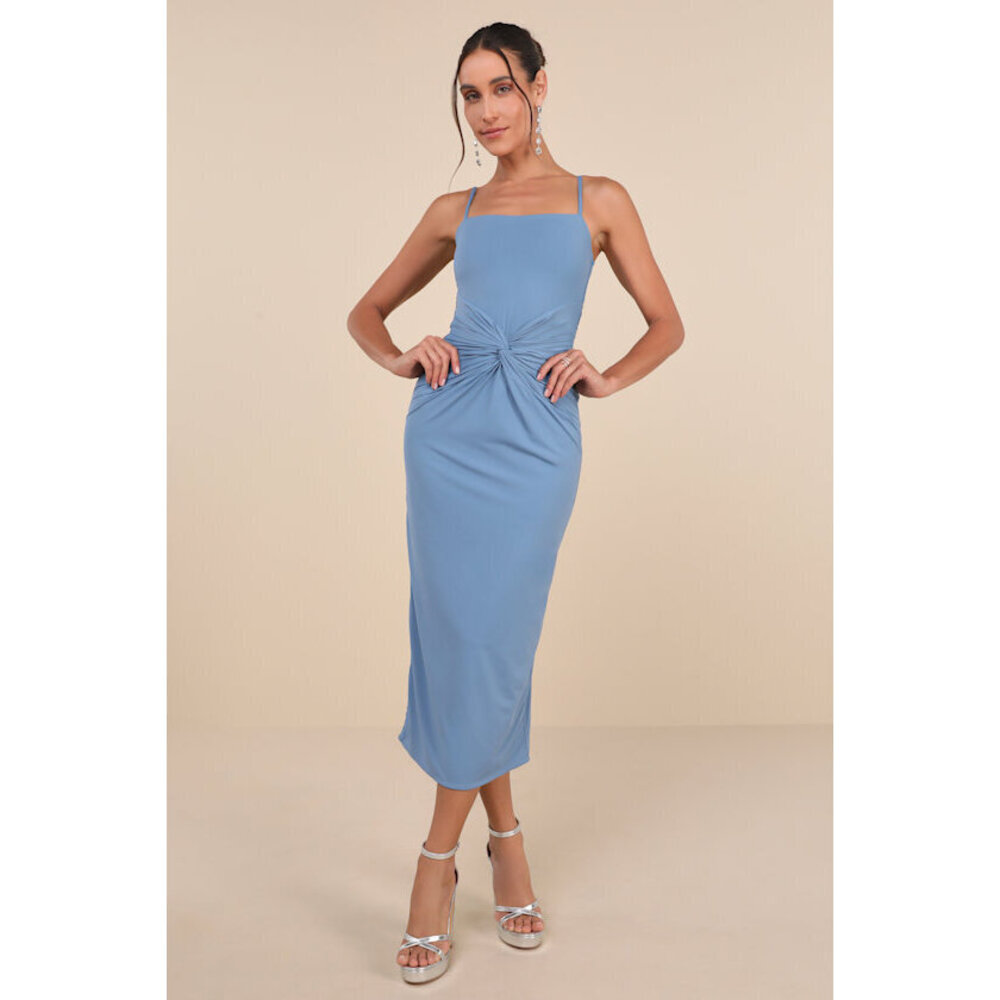 Blue Midi Lulus Dress
Size M 
New with tags